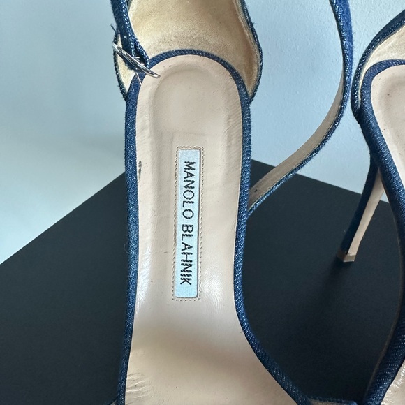 Manolo Blahnik special edition denim high heels - Picture 4 of 5